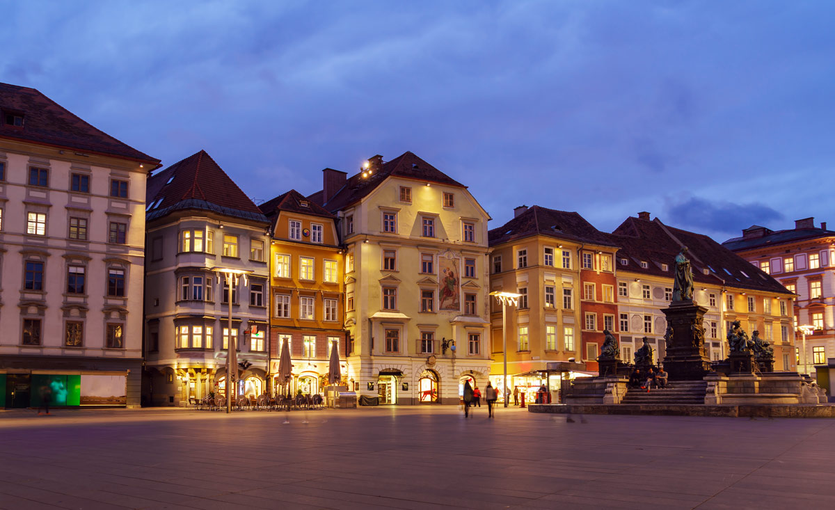Besuchen Sie den Hauptplatz in Graz